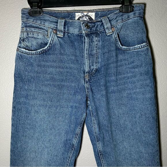 Free People Curvy Siren Low Rise Straight Leg Jeans women’s size 26 - Picture 4 of 13